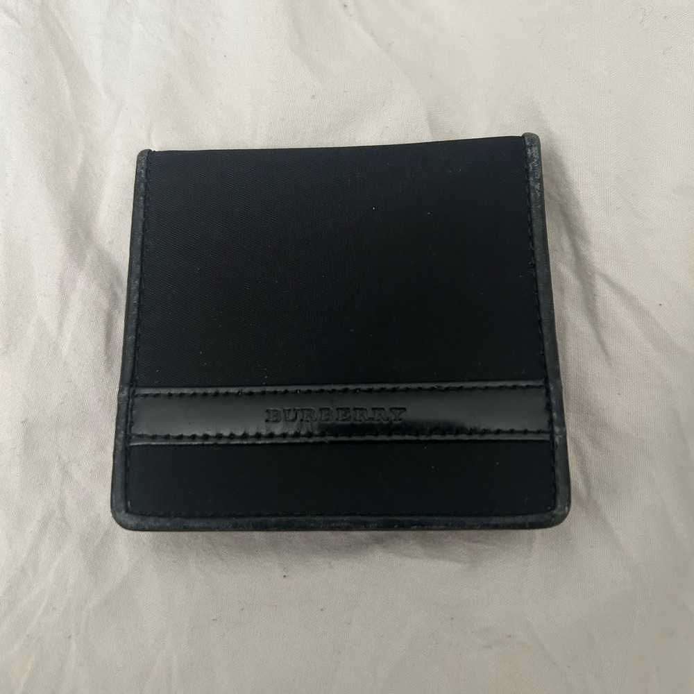 Burberry Black Holder